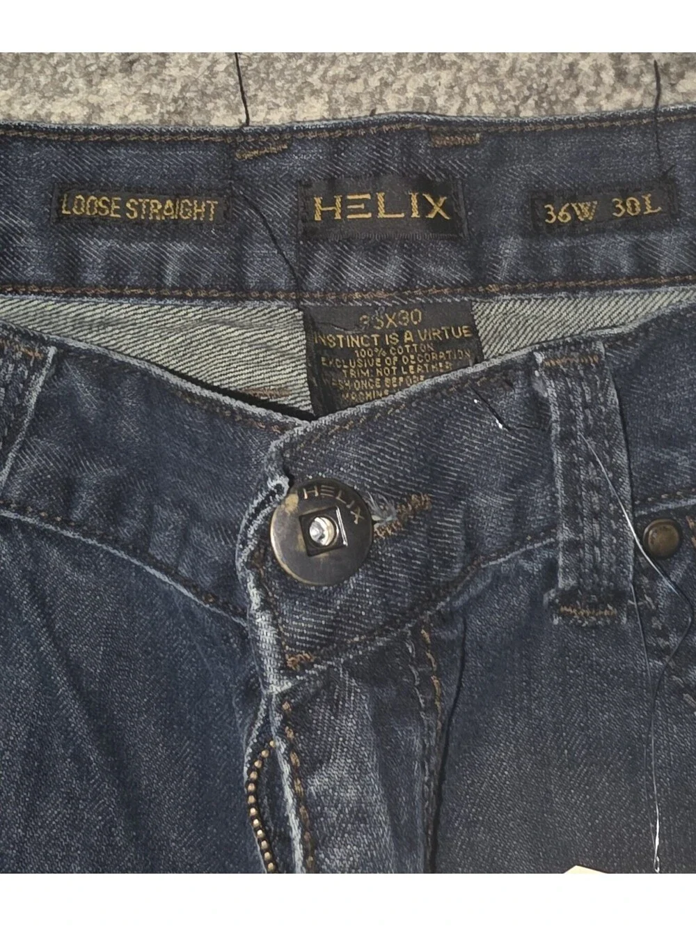 Helix Jeans Mens Size 36x30 Blue Loose Straight Denim Casual Comfort